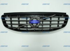 Volvo XC60 Ön Panjur 2014-2017 Logolu 31333832