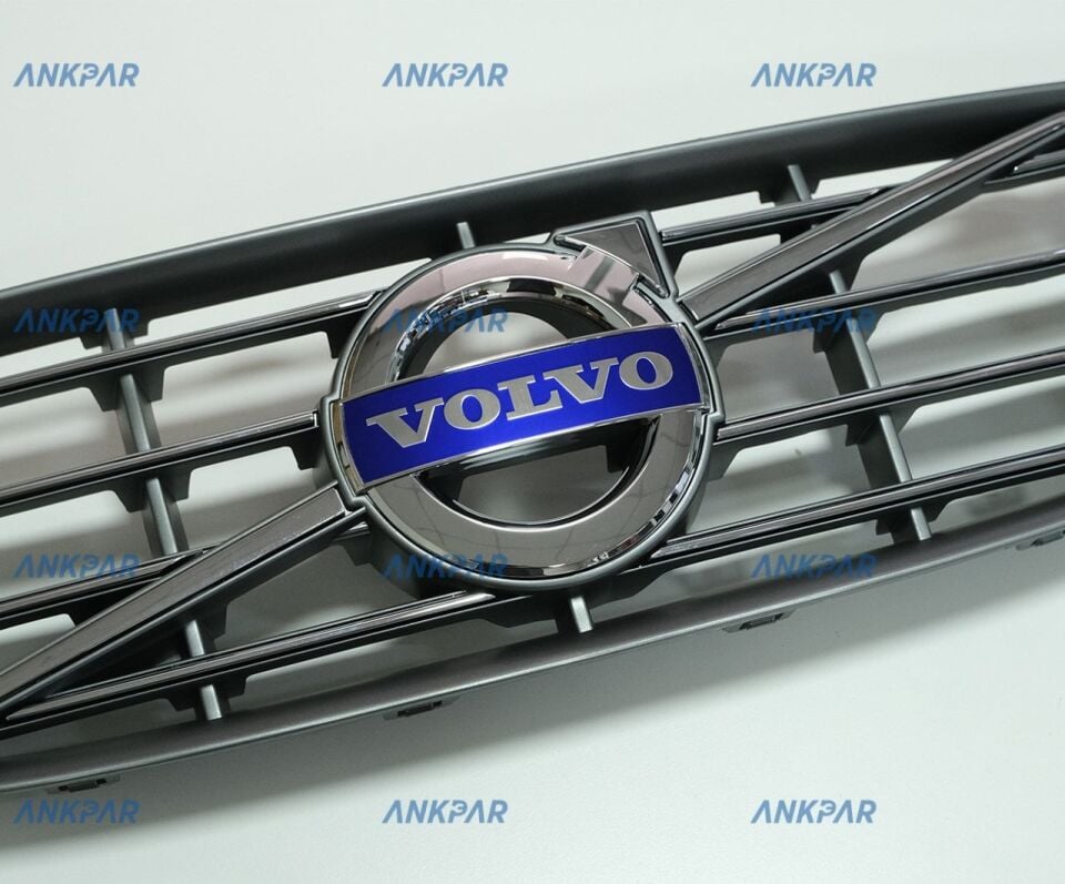 Volvo S60 V60 Ön Panjur Logolu 2014-2018 31364101
