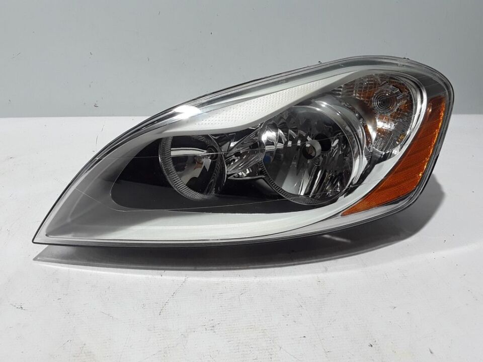 Tyc Volvo XC60 Sol Ön Far 2009-2013 30763143