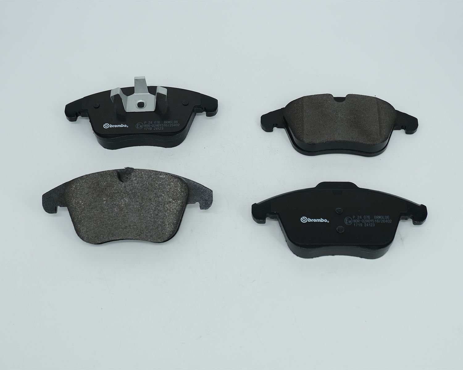 Brembo Volvo 850 C70 S70 V70 XC70 Ön Fren Balatası 30648381