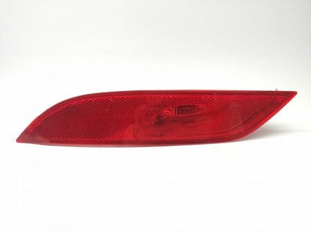 Volvo V40 Sol Arka Tampon Reflektörü 2013-2019 31290576