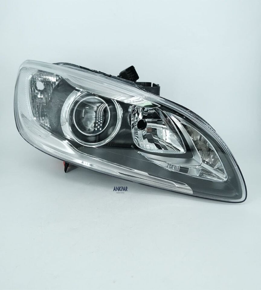 Volvo S60 V60 Sağ Far Xenon 2014-2018 31698819
