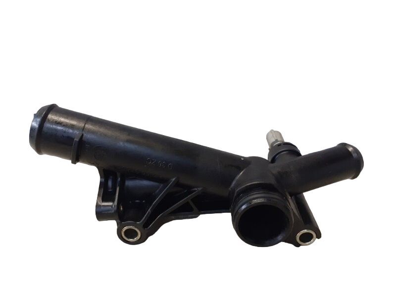 Volvo S60 V60 S80 V70 V40 Su Flanşı T4 31422033