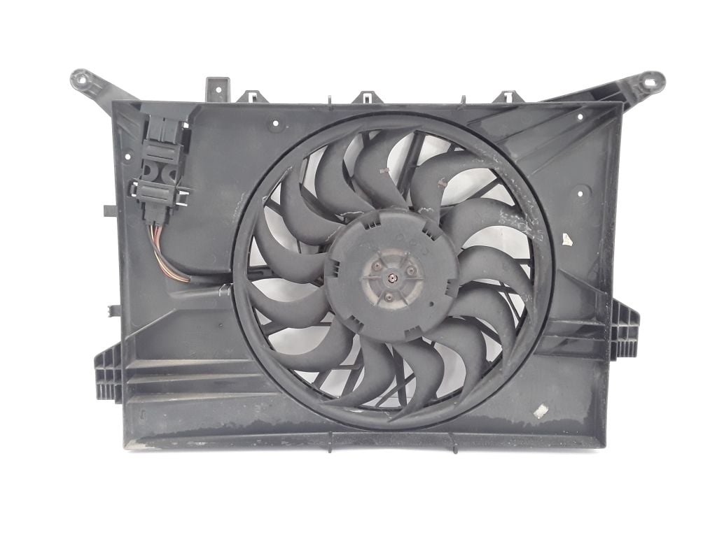 Volvo S60 S80 V70 XC70 Radyatör Fanı 30723106