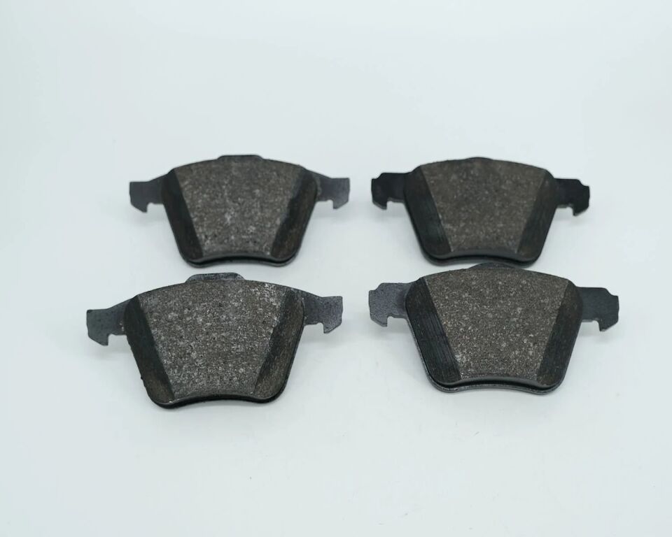 Icer Volvo S40 V40 Ön Fren Balatası 1997-2004 30769199